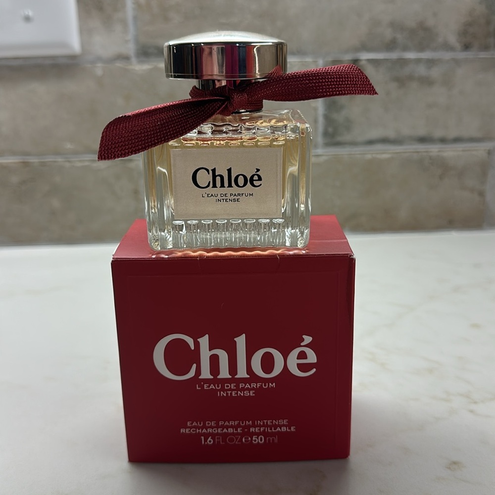 Chloe Intense - Picture 6 of 6